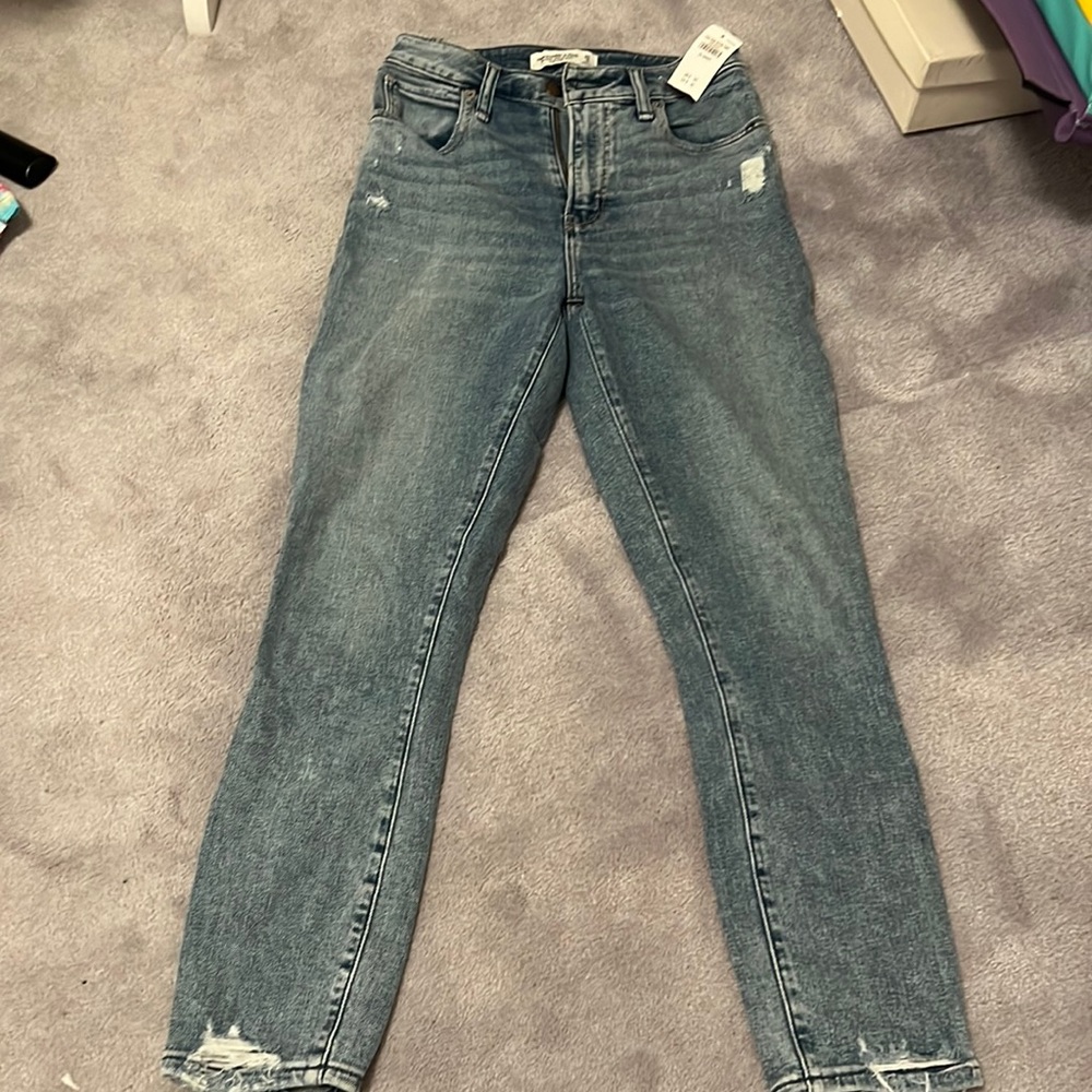 Abercrombie high rise skinny jeans NWT